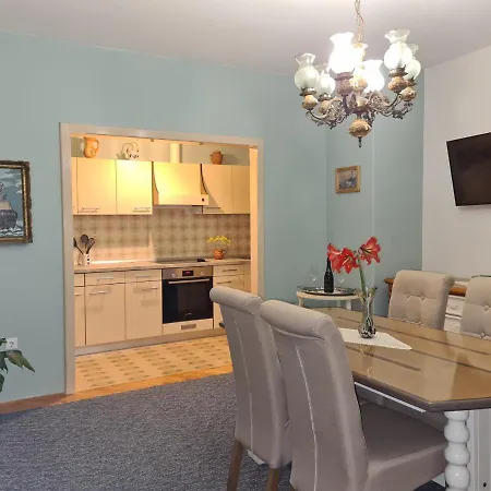 Bresan Apartment Trogir