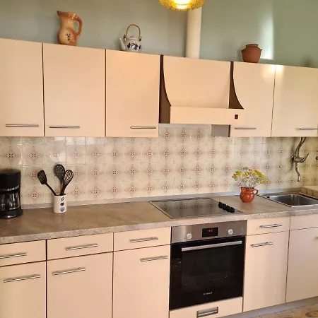 Bresan Apartment